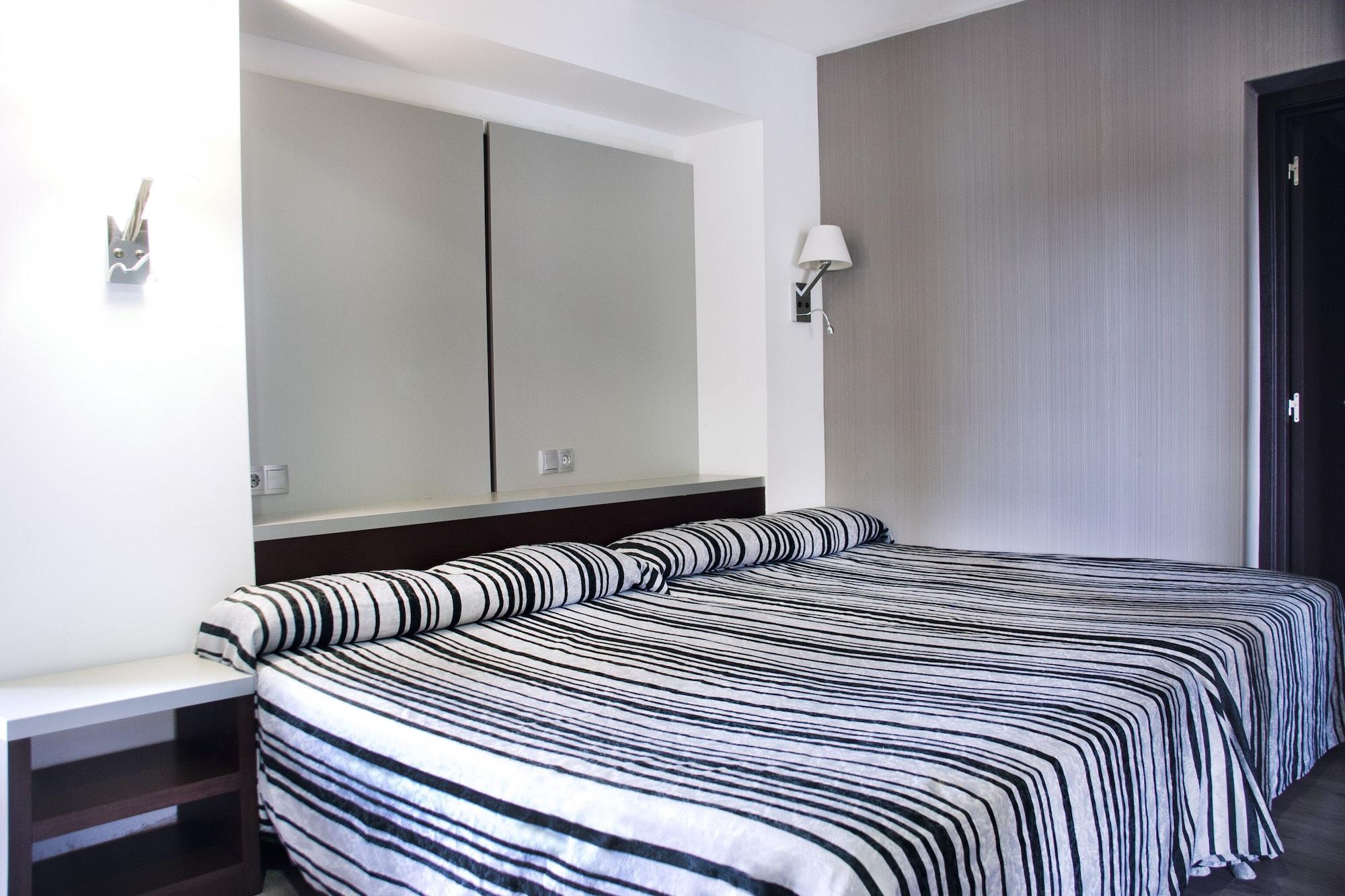 Summer Hotel Calella Ngoại thất bức ảnh